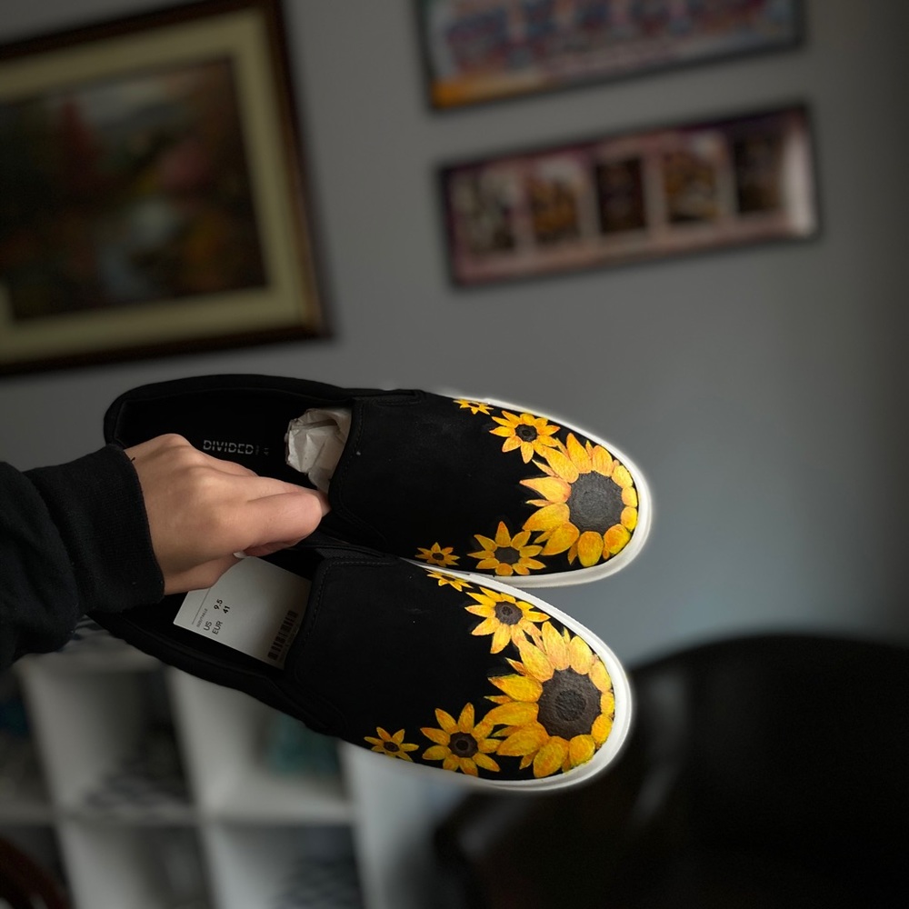 Custom Painted Shoes - Picture 2 of 3